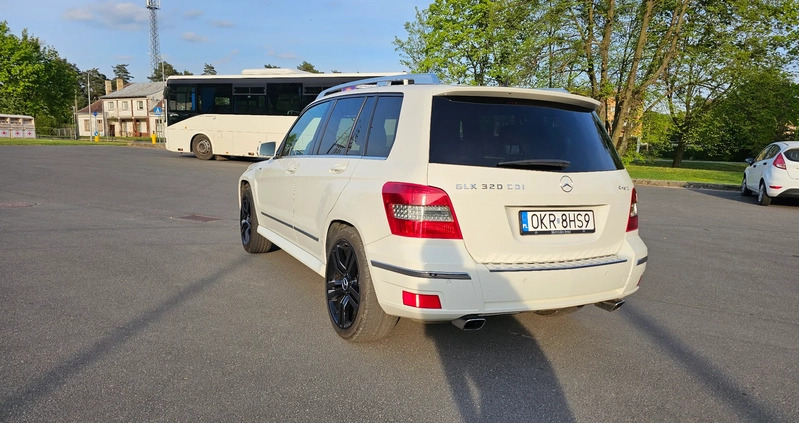 Mercedes-Benz GLK cena 67650 przebieg: 232000, rok produkcji 2009 z Krapkowice małe 137